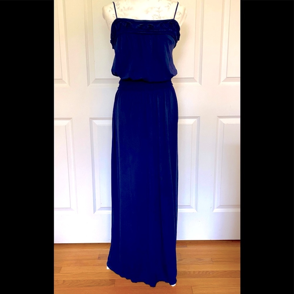 *Max Studio Navy Sleeveless Maxi Dress - Stunning